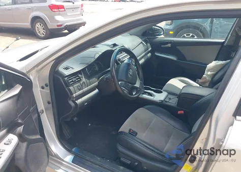 2012 Toyota Camry Se V6 z USA, uszkodzony, nr VIN 4T1BK1FK4CU501094